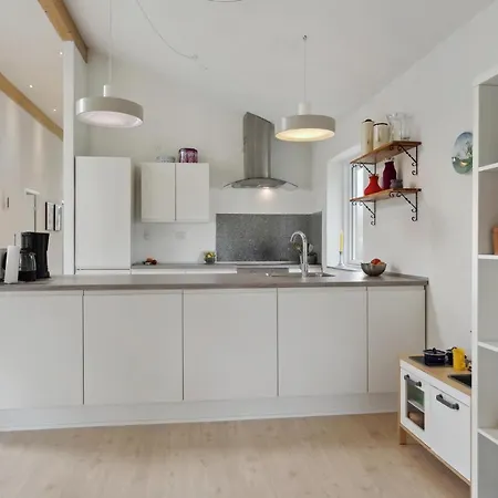 Lovely In With Kitchen