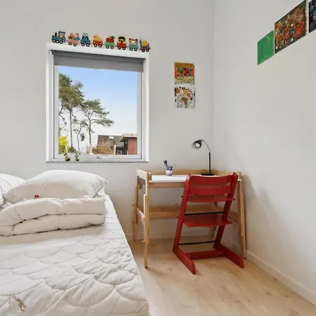 Lovely In With Kitchen Holiday home